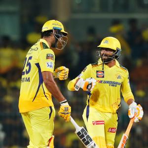 PIX: CSK begin title defence with 6-wicket win