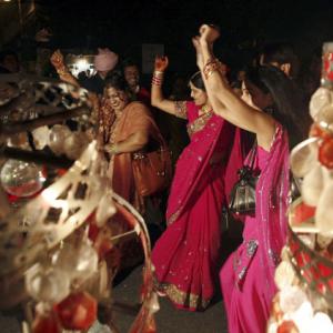 City of 100,000 weddings: Delhi gears up for the shaadi season!