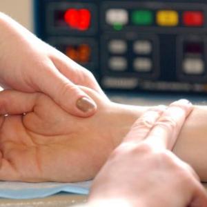 How to prevent and control high blood pressure