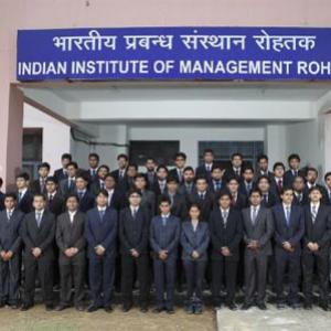 First batch of IIM-Rohtak bags highest salary of 28.5L