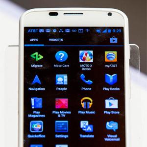 Can Motorola Moto X threaten Samsung?