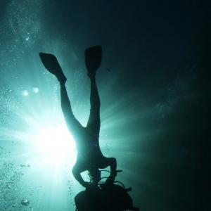 How to become a scuba diving instructor