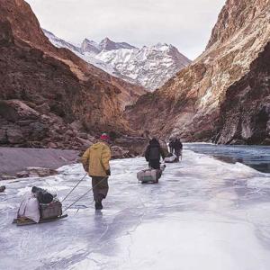 Winter hiking and walking in the Himalayas