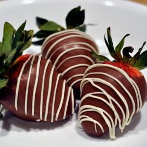 Strawberry love: 4 easy dessert recipes