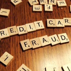 5 ways to avoid credit card frauds