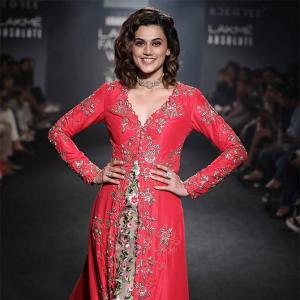 Video: Taapsee's 'pink' moment