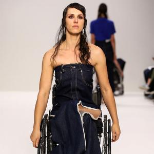 OMG! Models in wheelchairs on the ramp