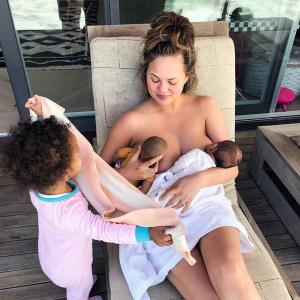 Why Chrissy Teigen deserves to be the poster girl of the breastfeeding week