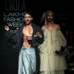 Why is Prateik Babbar dressed like a drag queen?