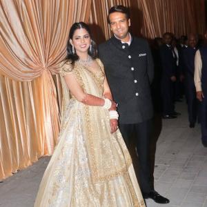 Pics: Isha-Anand at their Mumbai reception