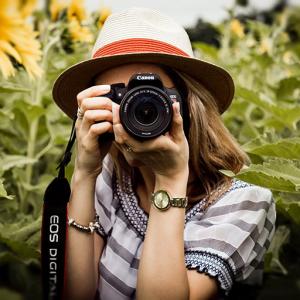 Love photography? 5 CAREER options for you
