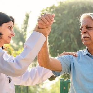 10 Ways To Keep Elderly Parents HEALTHY