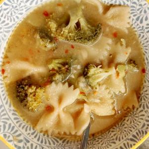 Recipe: Spicy Broccoli Pasta Soup