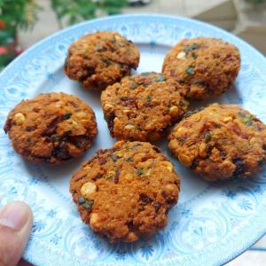 Recipe: Sunita's Crispy Dal Vada