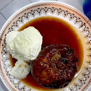 Recipe: Baked Apple With Salted Caramel