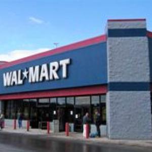 Three IT firms bag $600 million Walmart deal