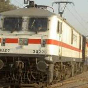 Railways to go for JVs to enhance rolling stock