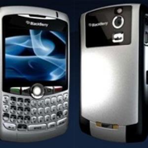 Aircel to launch BlackBerry services in India