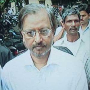 Satyam scam: Raju appears before local court