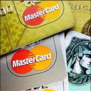 Big fine on credit card default? RBI has no info