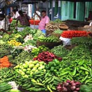 Higher vegetable prices push retail inflation to 9.84%