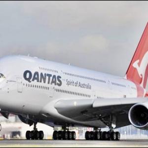 Oil leak: Qantas to keep A380 superjumbos grounded