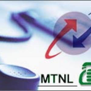 Govt mulls BSNL, MTNL merger