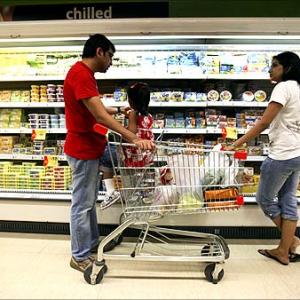 Industry sees red over flip-flop on retail FDI