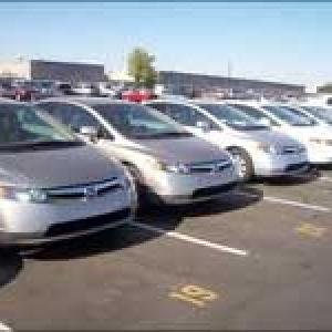 Passenger vehicle:Retain excise duty on small cars