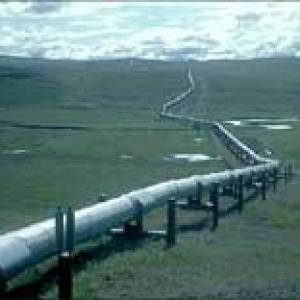 RIL against new gas pipeline in Andhra