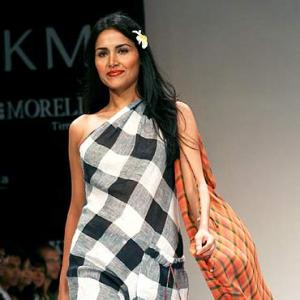 BIG brands in fray to bond with Khadi