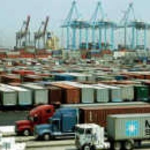 India's exports dip 14.8% in July