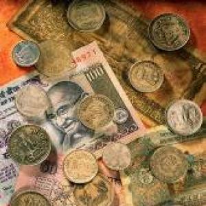 Rupee ends 2 paise down at 54.48