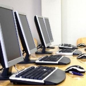 IT sector slows down hiring to cut costs