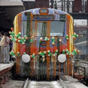 Railways' gift for you: 75 new Express Trains