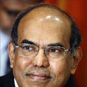 RBI cuts lending rate to prop economy