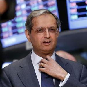 Vikram Pandit steps down as Citigroup CEO