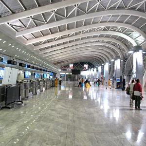 Mumbai airport may penalise airlines