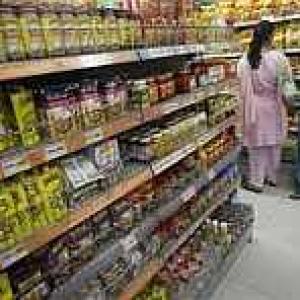 Economists see organised retail share below 30%