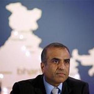 SC defers proceedings against Sunil Mittal, Ravi Ruia