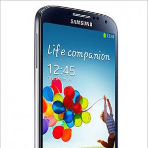 Reviewers worldwide give THUMBS DOWN to Galaxy S4