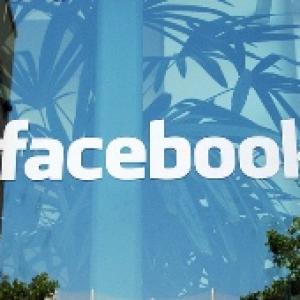 Facebook's popularity continues to grow in india