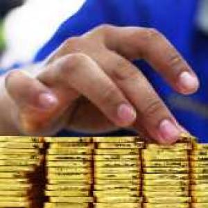 Govt raises duty on gold, silver; hopes to get Rs 4,830 cr