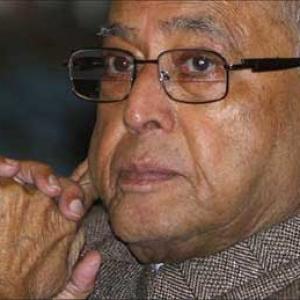 Pranab denies stimulus was root of present economic crisis