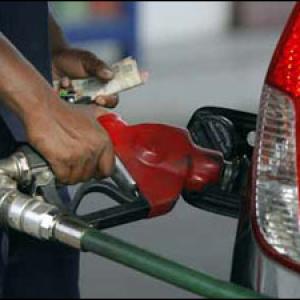 Dealers seek govt nod for multi-brand fuel outlets