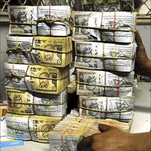 India's CAD likely to widen in second half of FY14: HSBC