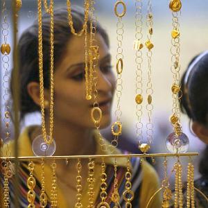 Vexing issues of gold import, current account deficit