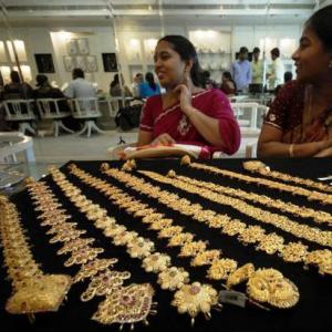 Why jewellery stocks are losing GLITTER