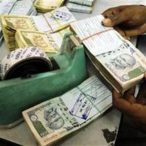 Indian cos raise Rs 3.5 lakh cr in FY13 via debt placement