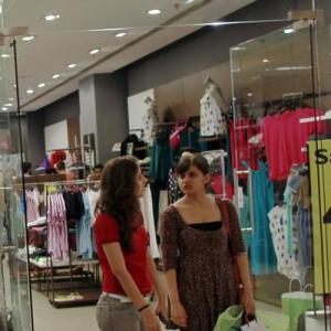 Govt eases norms for FDI in multi-brand retail